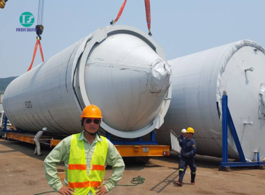 Vận Chuyển Bồn Công Nghiệp trong Logistics: Giải Pháp Toàn Diện Cho An Toàn và Hiệu Quả